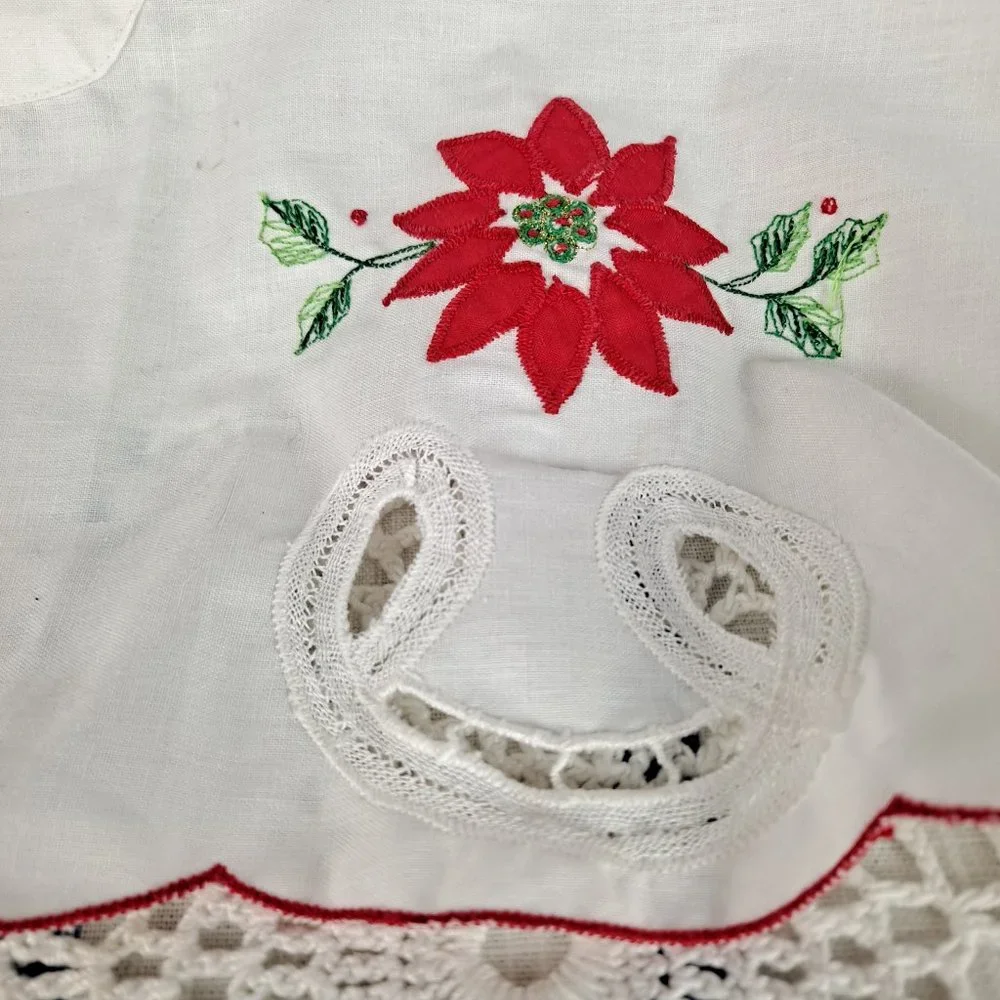 Vintage Holiday Apron Applique Poinsettia & Embroidery